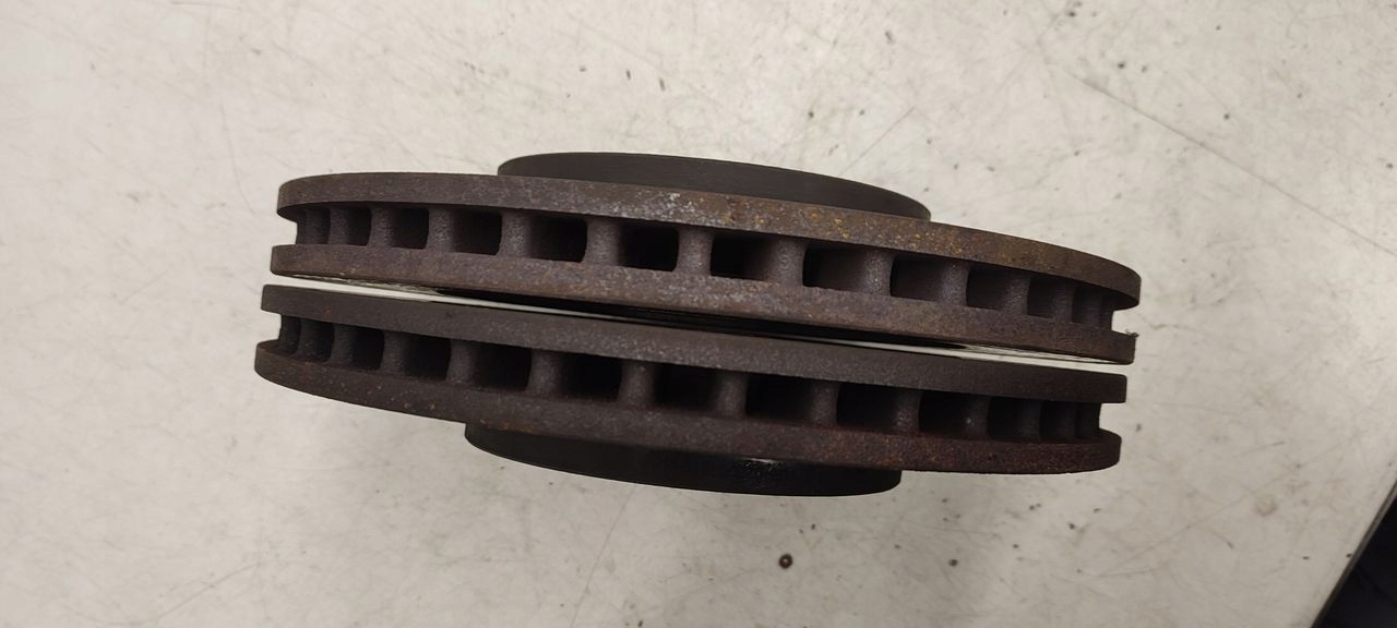 disc brake front Opel Insignia 2,0 CDTI