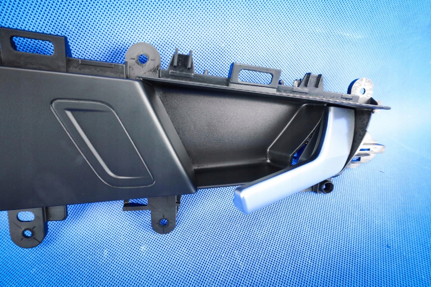 handle inner front PR Audi Q5 80A 80A837020