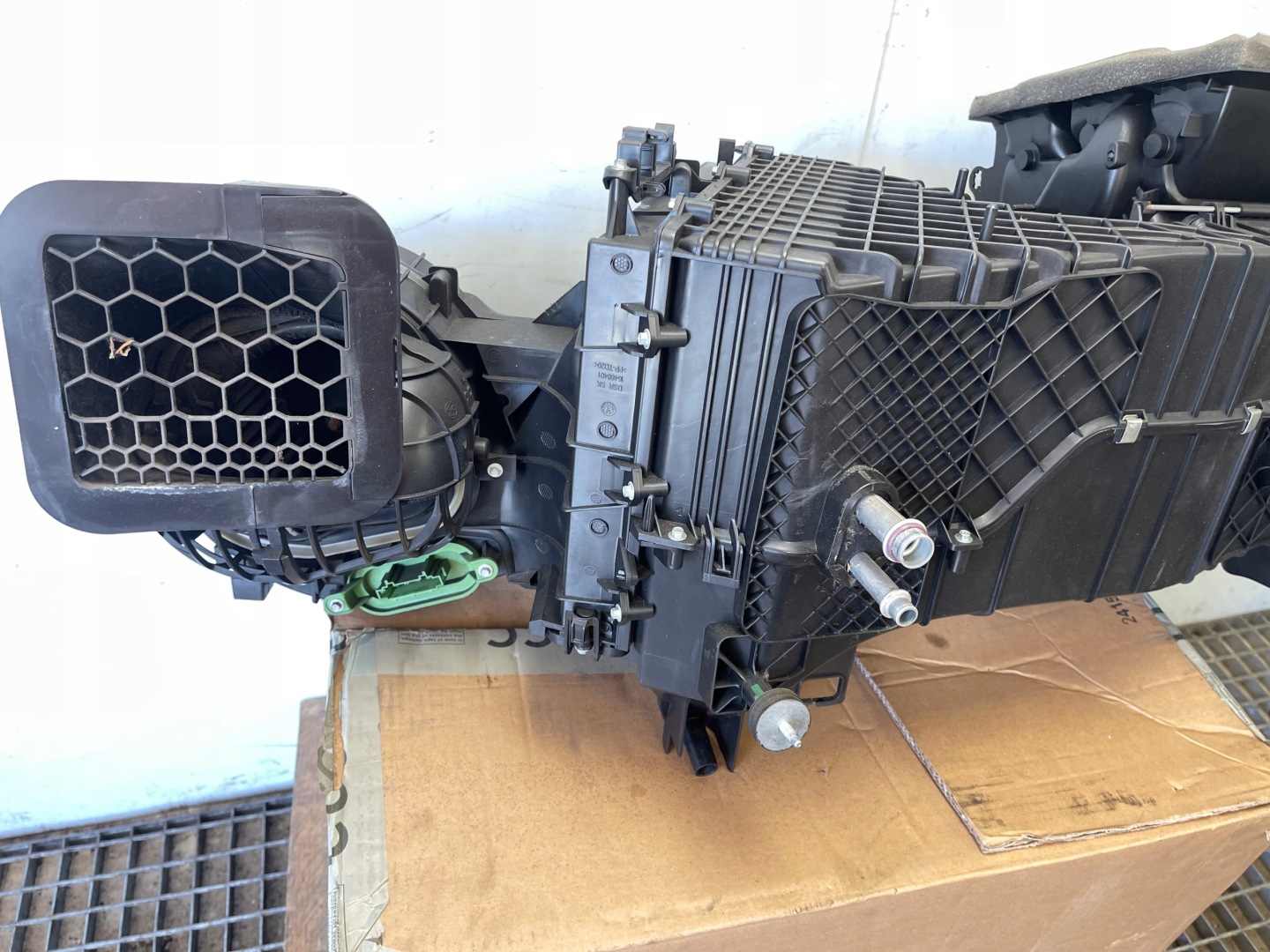 VW T6 TRANSPORTER heater for front complete CLIMATIC 7E1816005