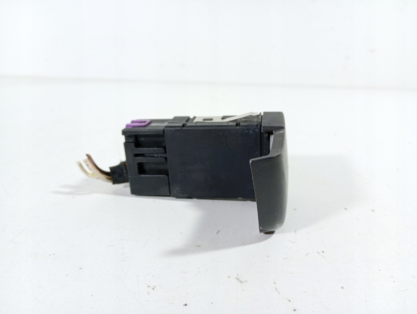 VW New Beetle 98-10 switch switch heating seat OE 1C0963563B