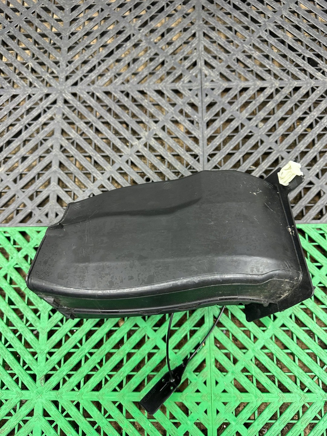 trouba sací BMW X6 G06 7421699