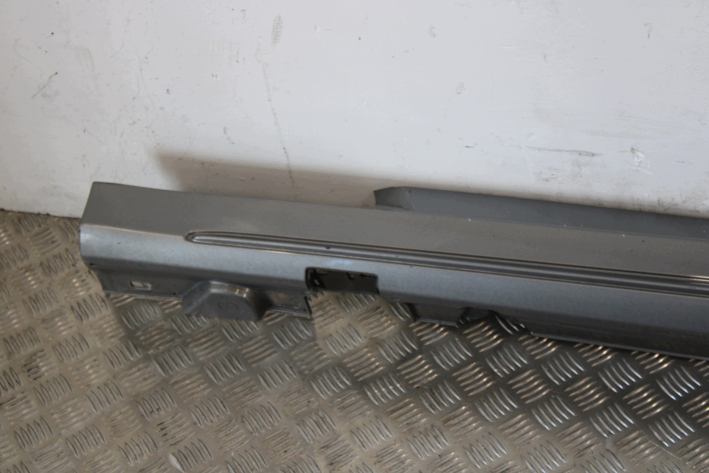 cap threshold threshold left A2056903840 MERCEDES C-KLASA W205