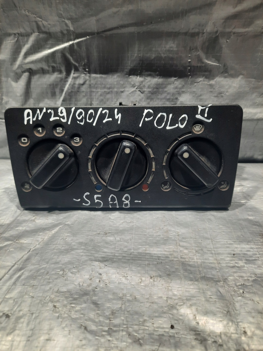 Panel BOCCHETTE Volkswagen OE 867819045A