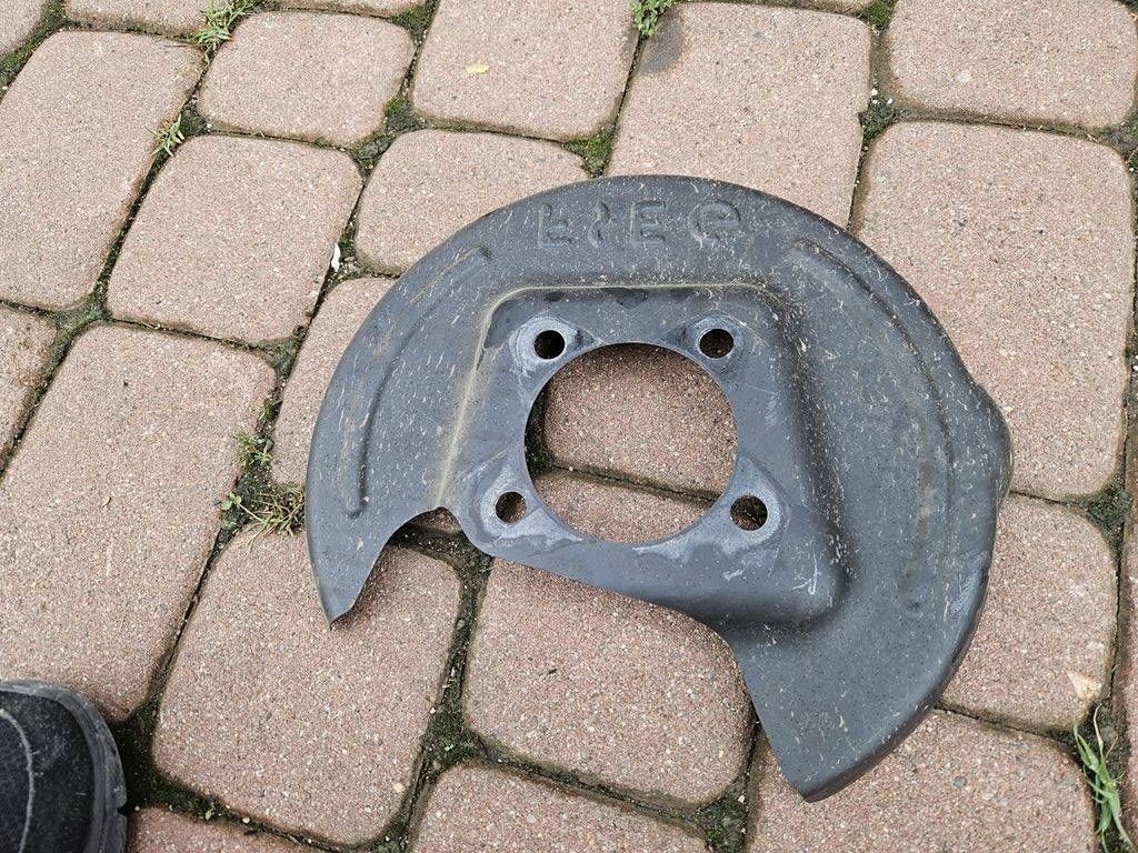 blende abdeckung scheibe bremse heck PROACE CITY Berlingo Combo E Rifter 9815411280