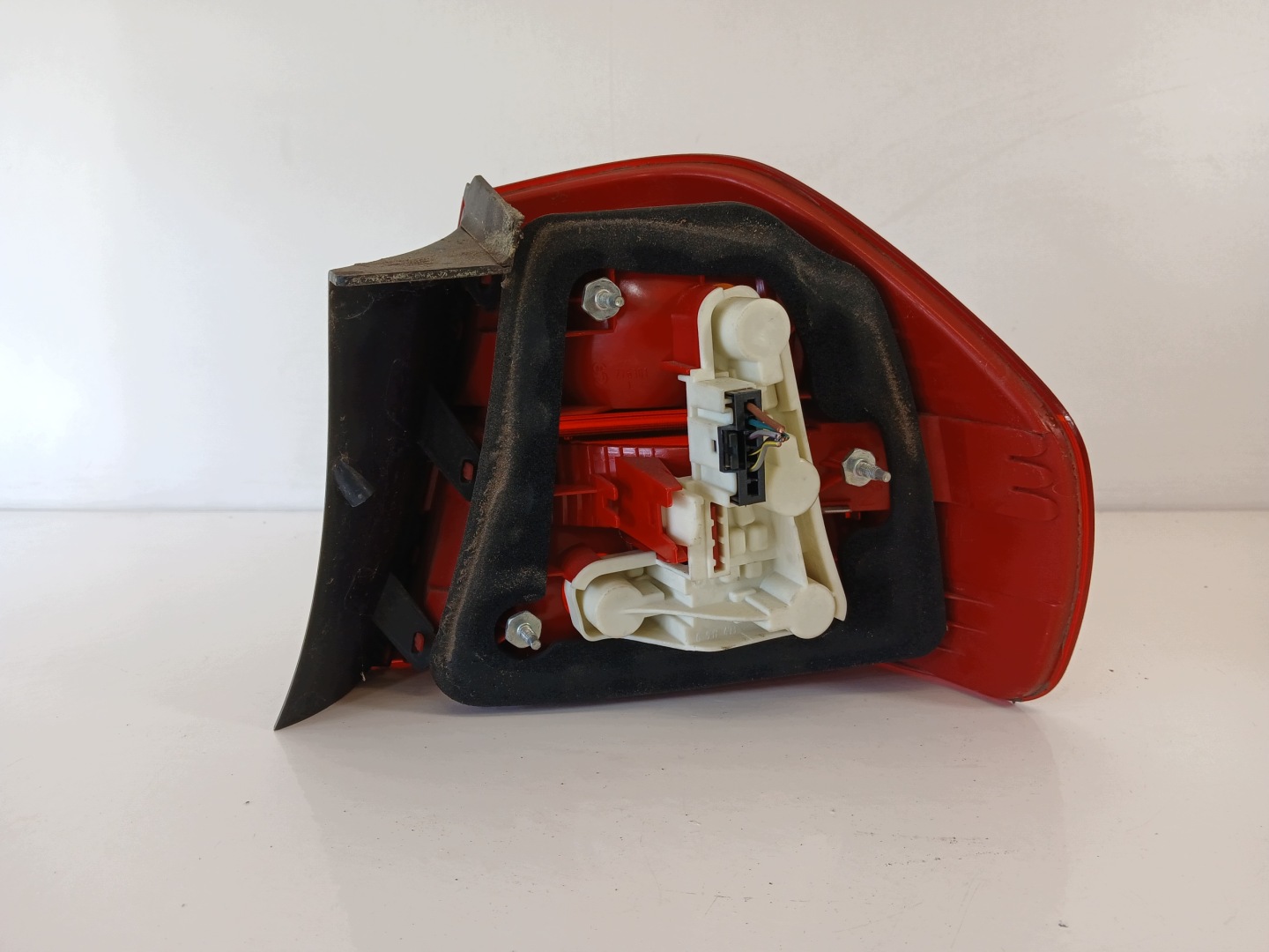 BMW E90 light left rear part sedan