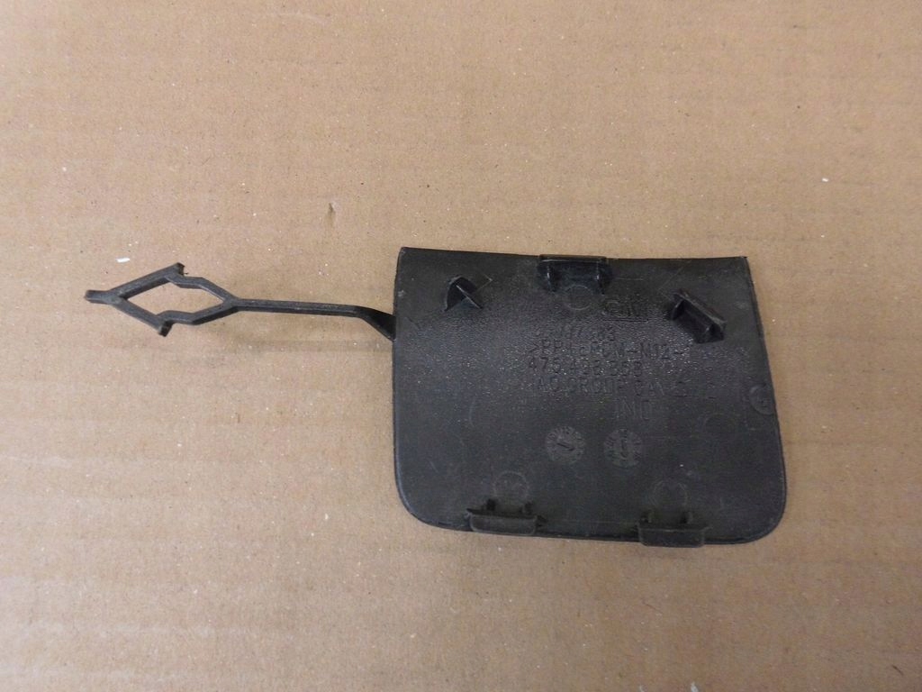 Opel Crossland X towing hook cap of a bumper front front 39097383