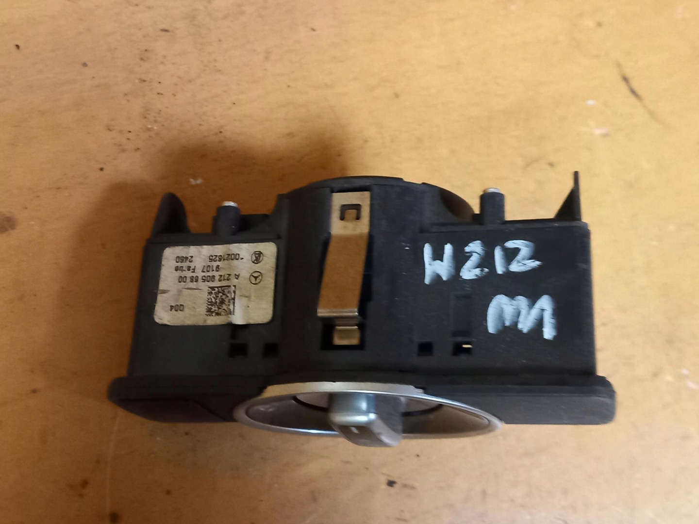 interruttore luci MERCEDES E-KLASA W212 A2129056800 09-16