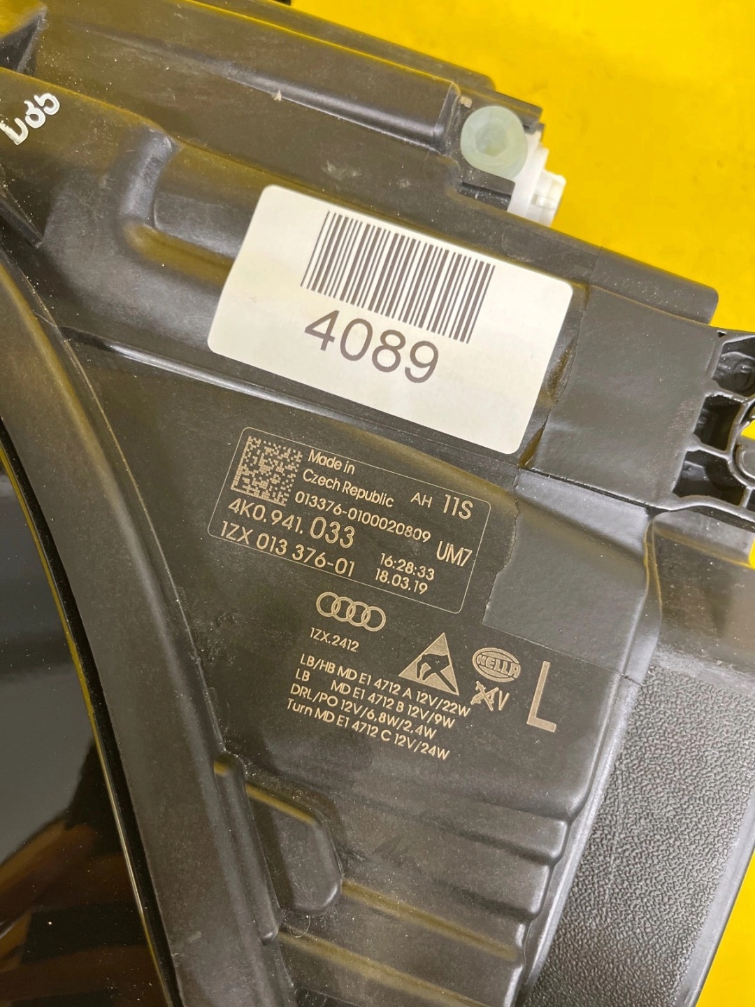REFLEKTOR links AUDI A6 C8 FULL LED 4K0941033