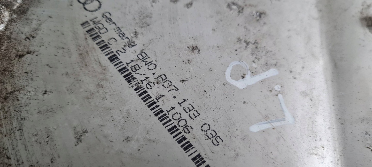 A4 B9 8W beam tip OBOJ siders left left front 8W0807133