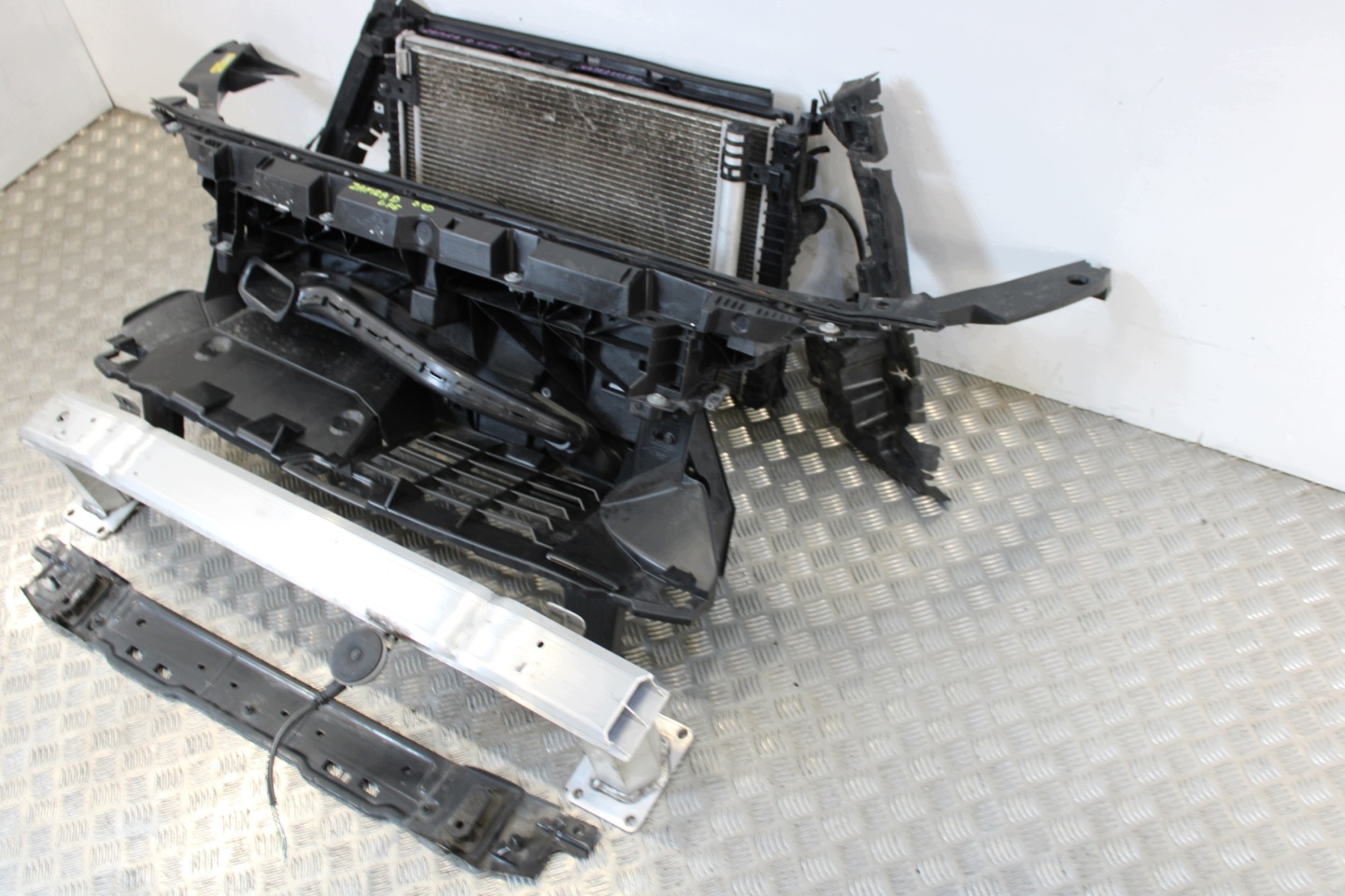 support panel for radiators front pillar radiator OPEL ZAFIRA D LIFE 2,0 CDTI
