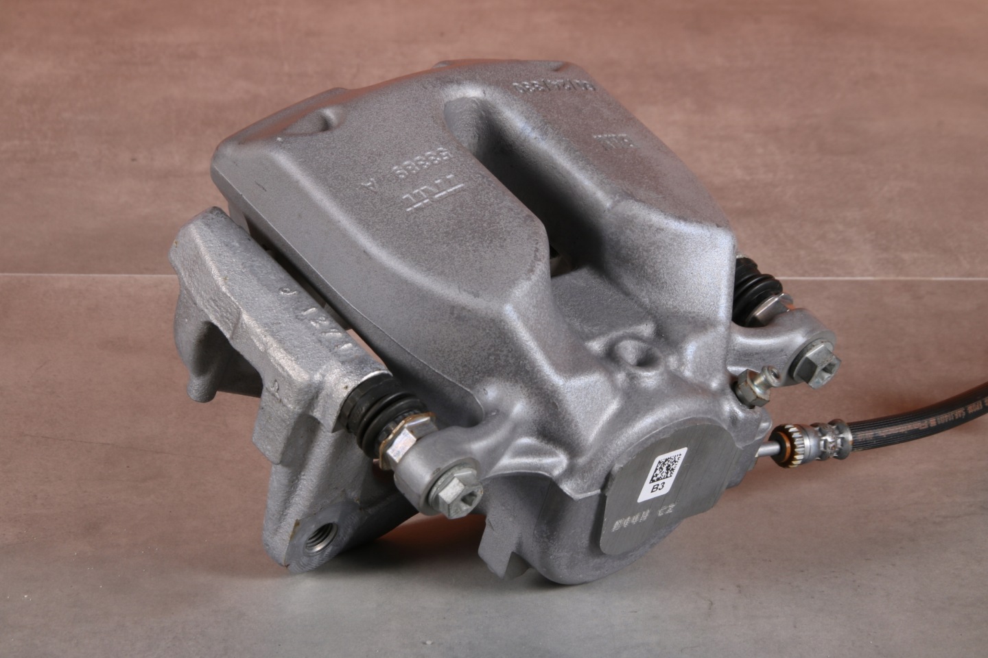 BMW G30 G31 caliper brake left front front 6872799 60/24/330 27 km !!!