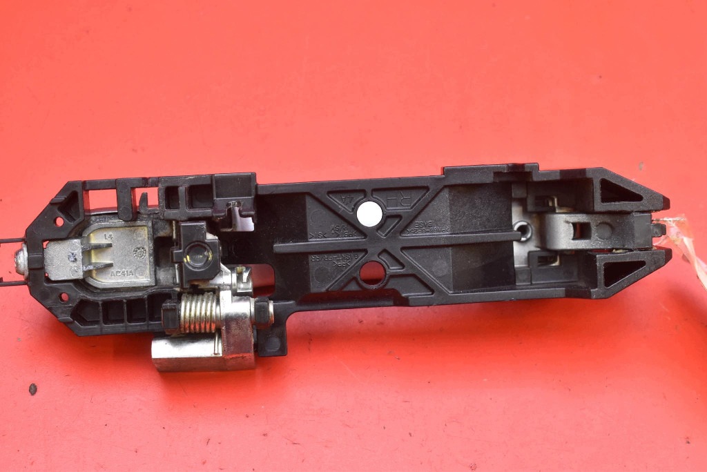 handle right front front SREBRNA NISSAN TIIDA C11 04-08