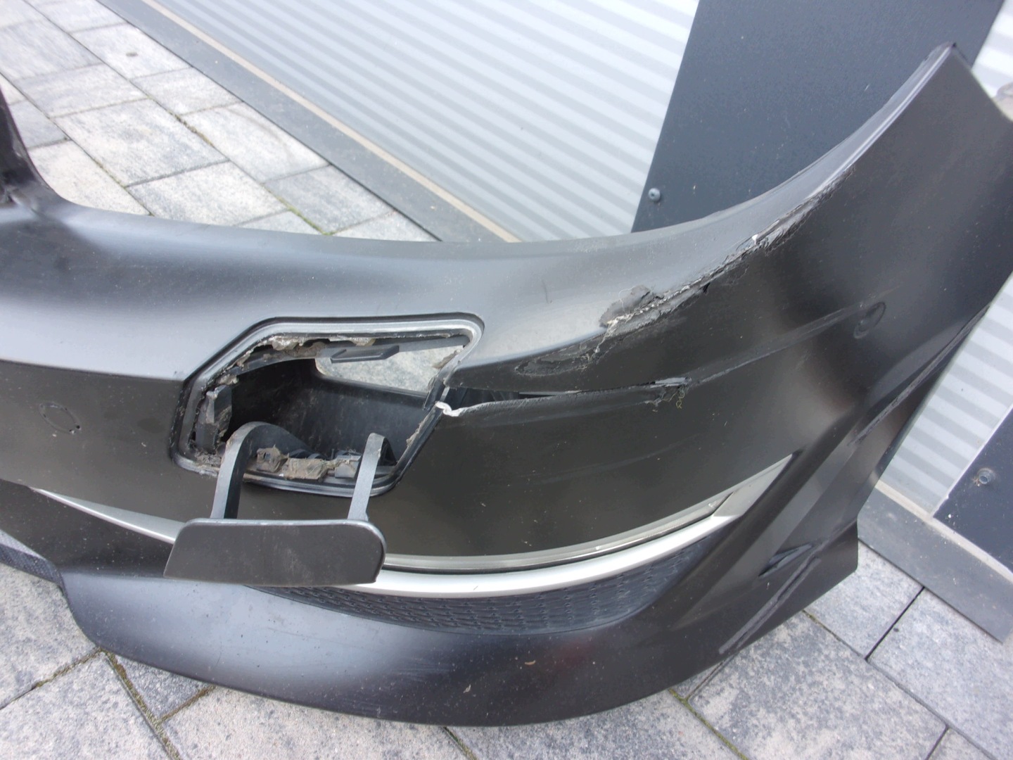 MERCEDES R231 SL231 SL 63 AMG front bumper front A2318850725
