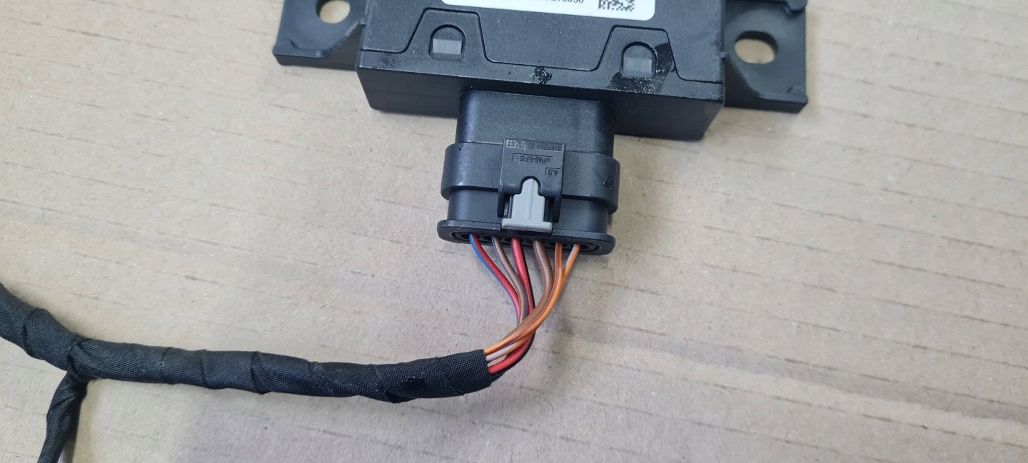 SQ8 4M RSQ8 Q8 module control unit DZWIEKU connecting spoiler 4M8907159B