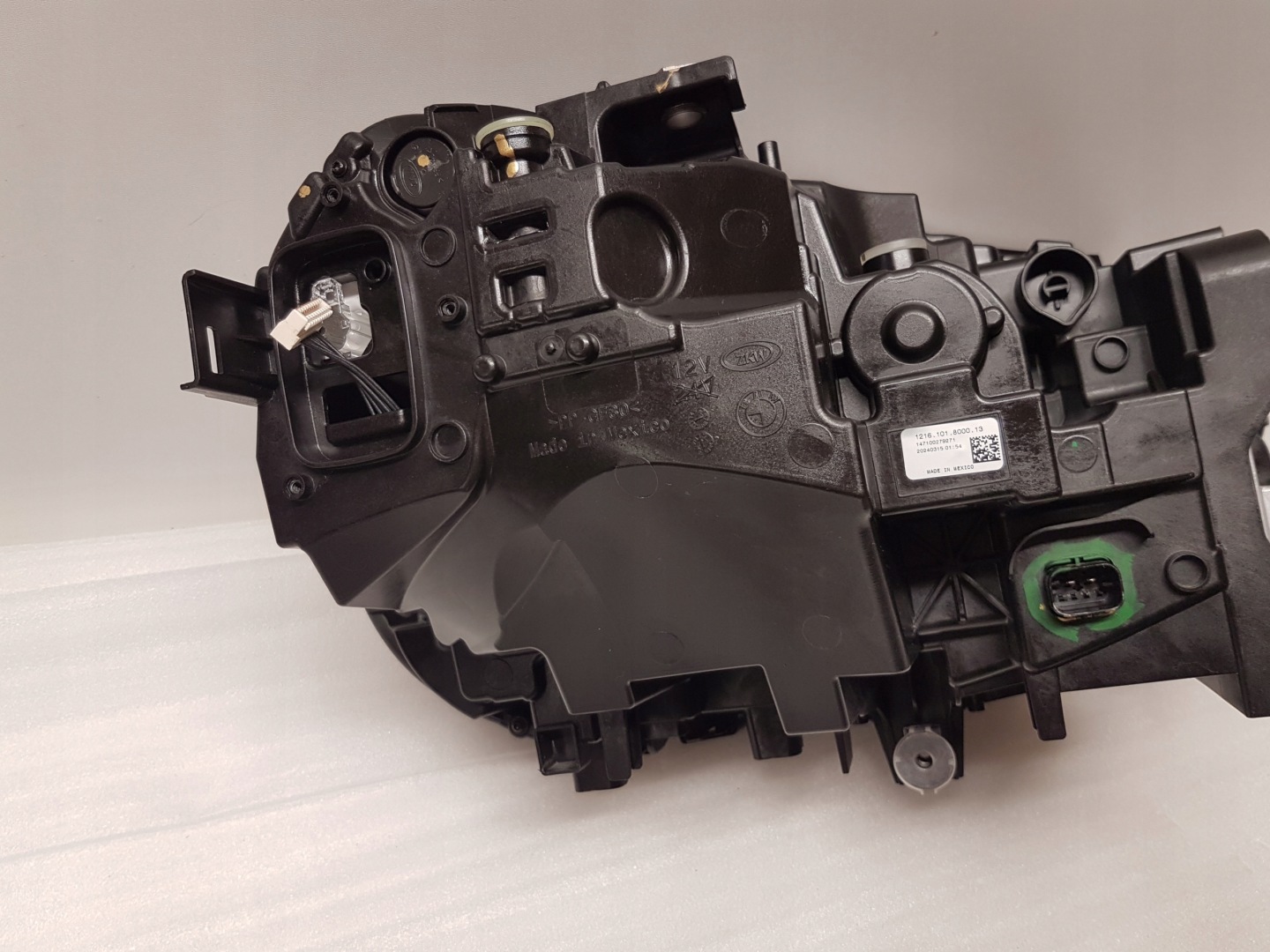 light front left BMW G42 FULL LED 5A03E31