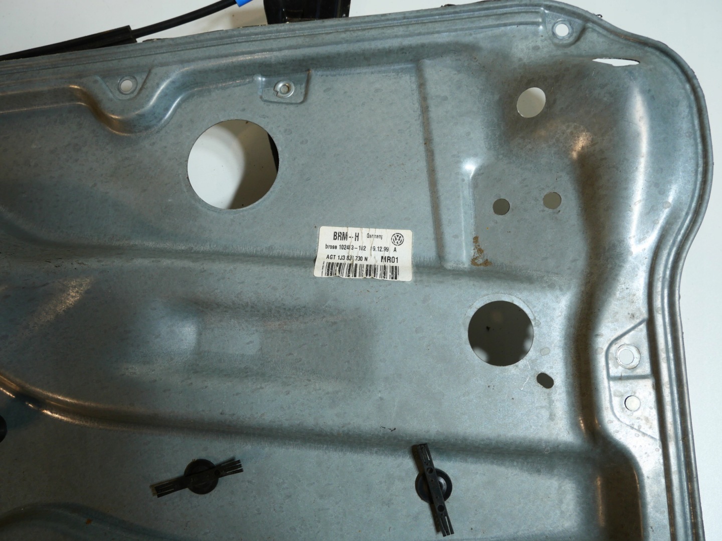 window regulator VW GOLF IV 1J3837730N