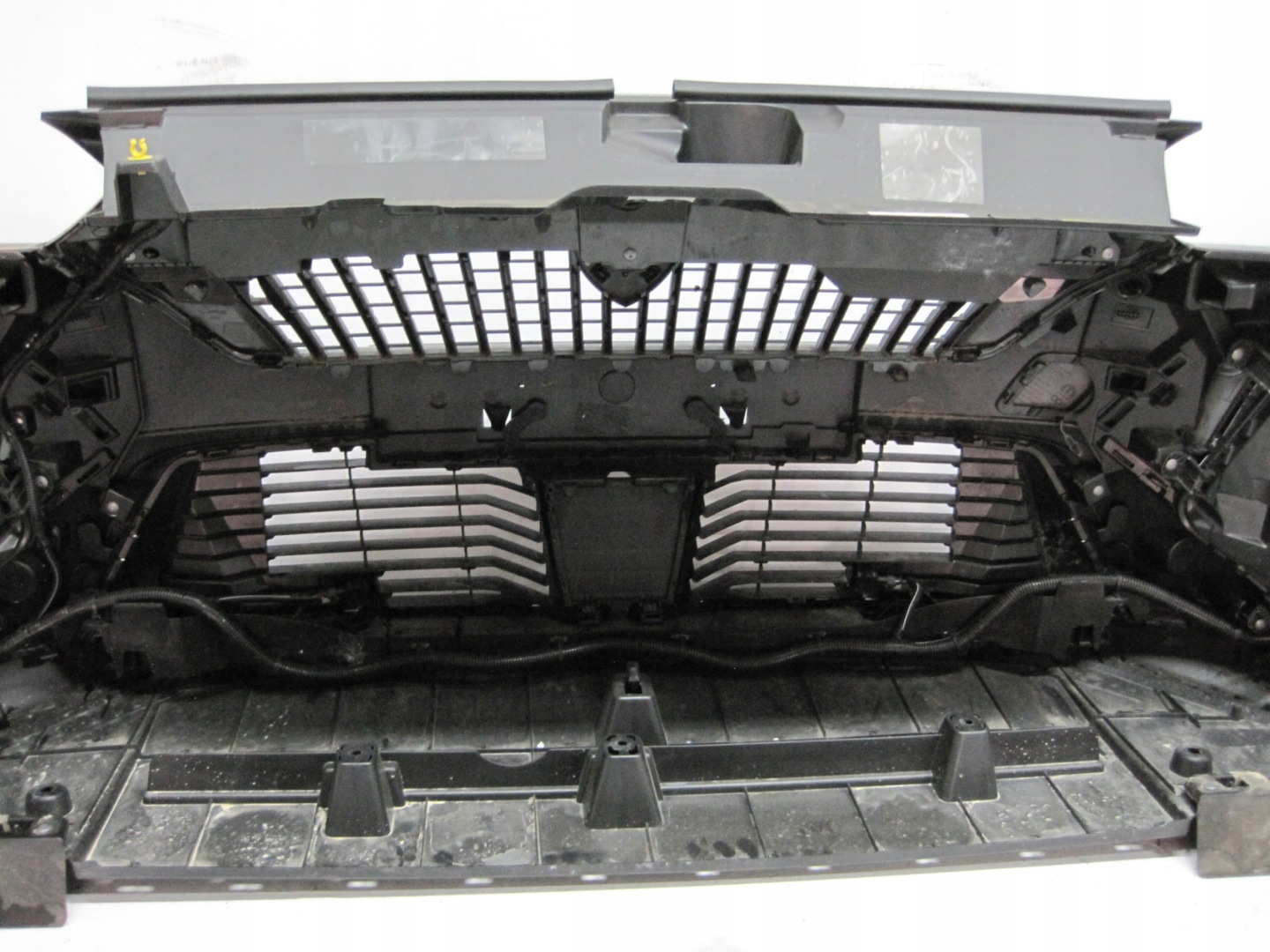 bumper PEUGEOT 2008 24R 6 PDC KAMERA front front