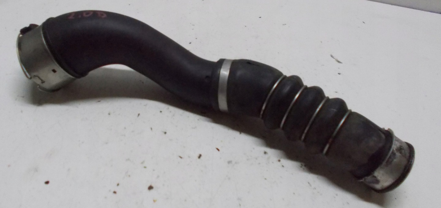 BMW E91 2.0 D 10R trouba intercoolera 8511756