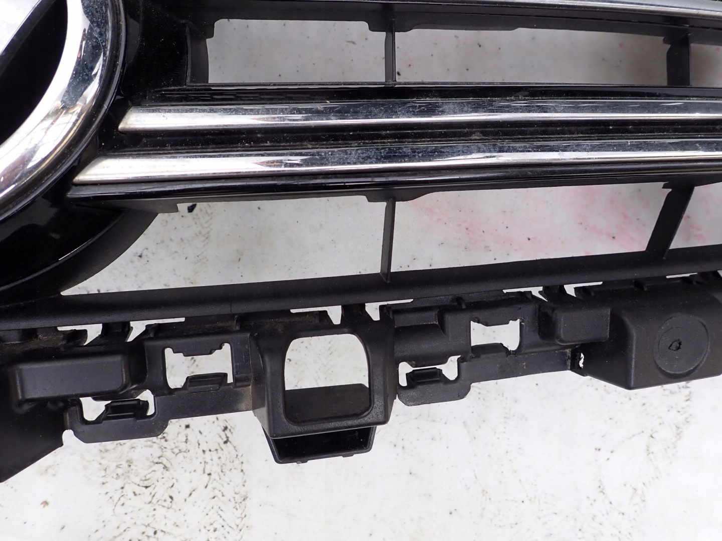 VW TIGUAN and 1 CROSS LIFT 11-16 bumper front front washer PDC