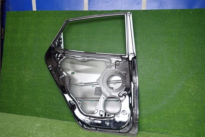 HYUNDAI IX35 09- door left rear. rear part below listwe