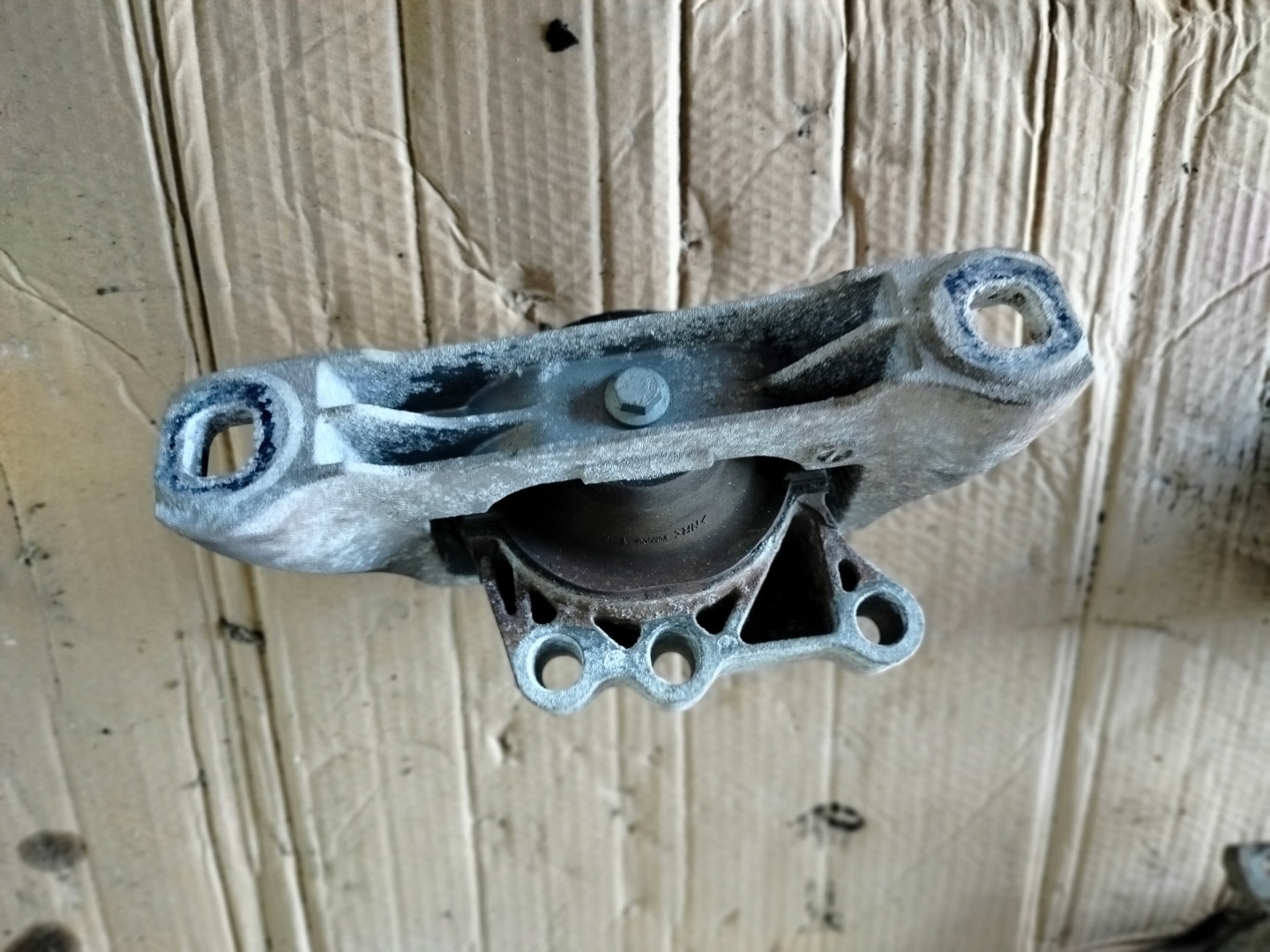 MAZDA 3 airbag engine mount 2.2 D BL 09-13R