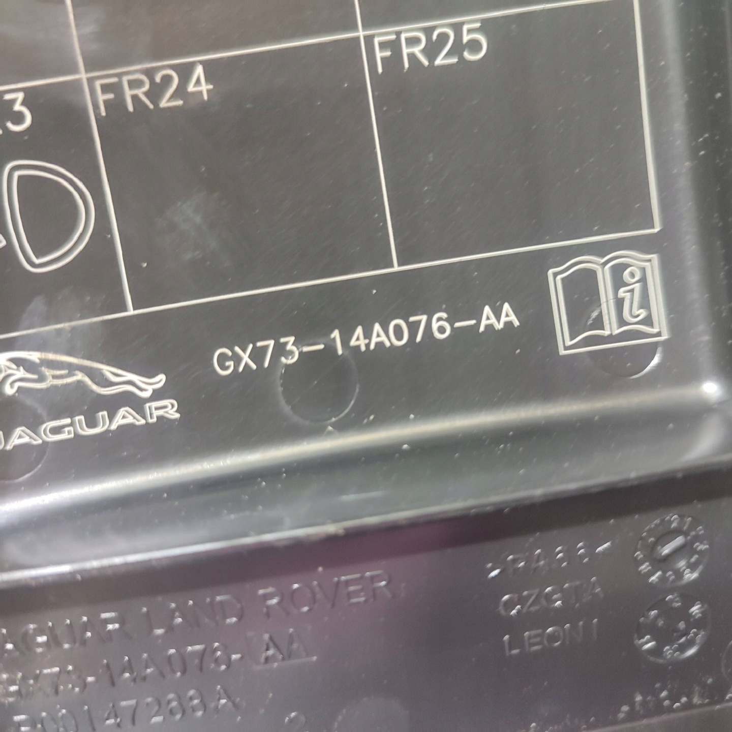 Abdeckung der Sicherungen Jaguar F-Pace GX7314A076AA