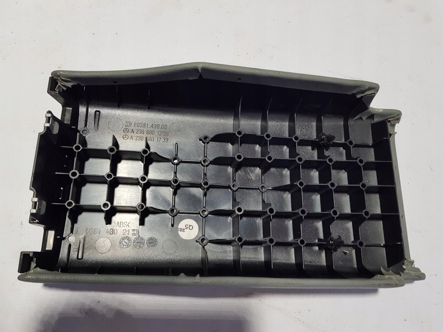 armrest rear rear part MERCEDES SL R230