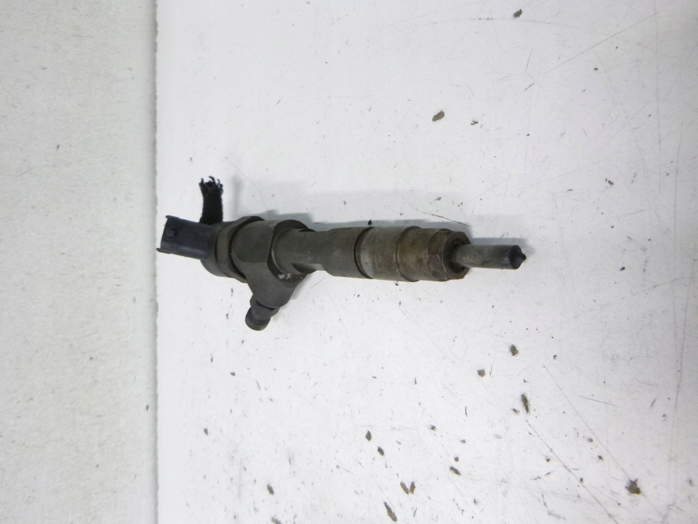 injector nozzles Renault Scenic Lift 1.9d 2000r. 7700111014