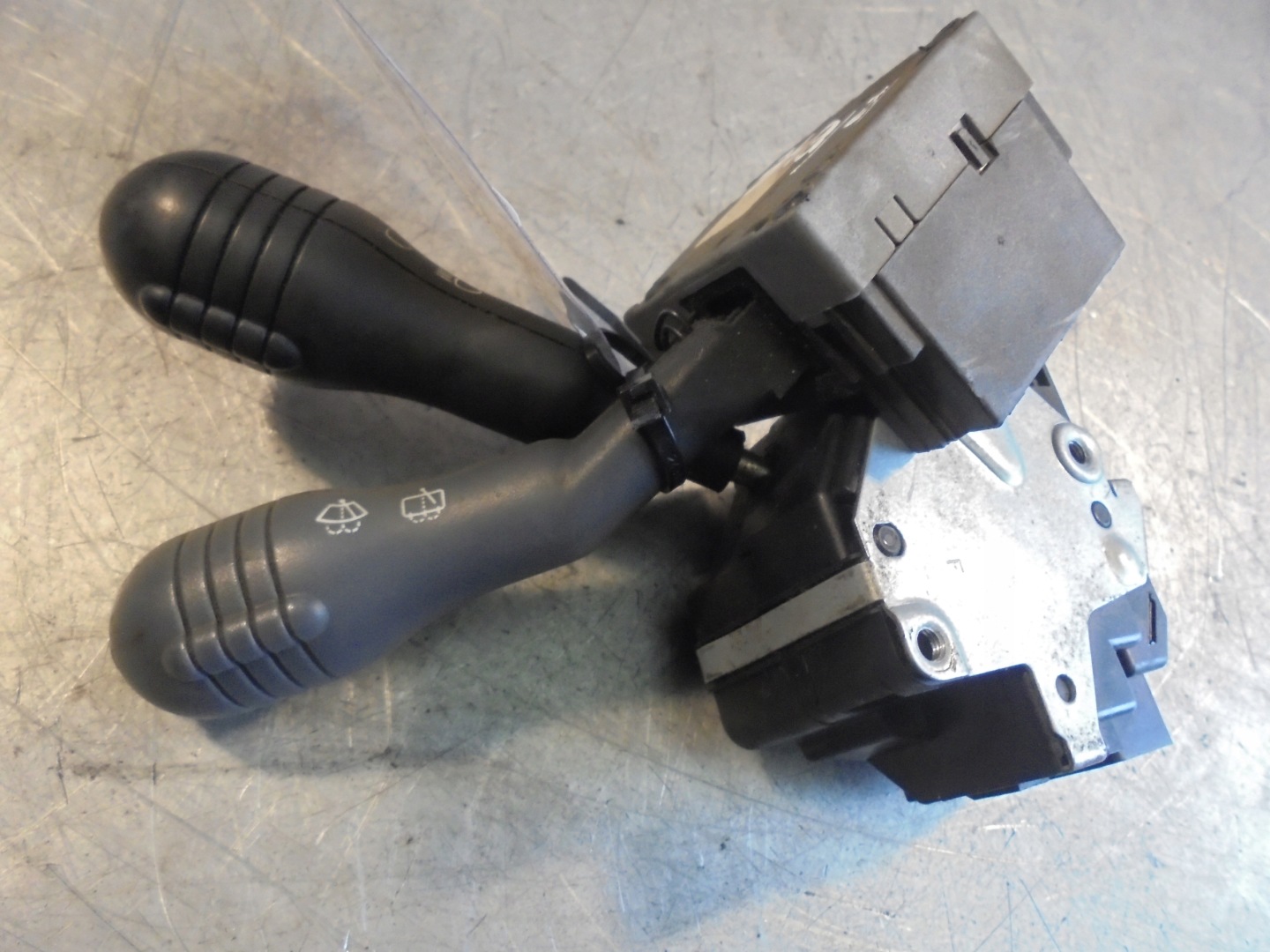 DEVIO LUCI TERGICRISTALLO TERGI RENAULT TWINGO 1,2B 34361001