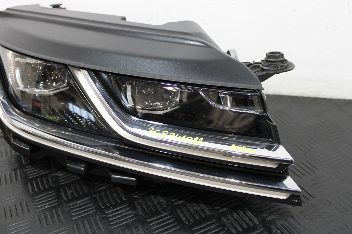 lights front front LED 3G8941082 3G8941081 VW ARTEON 3G8