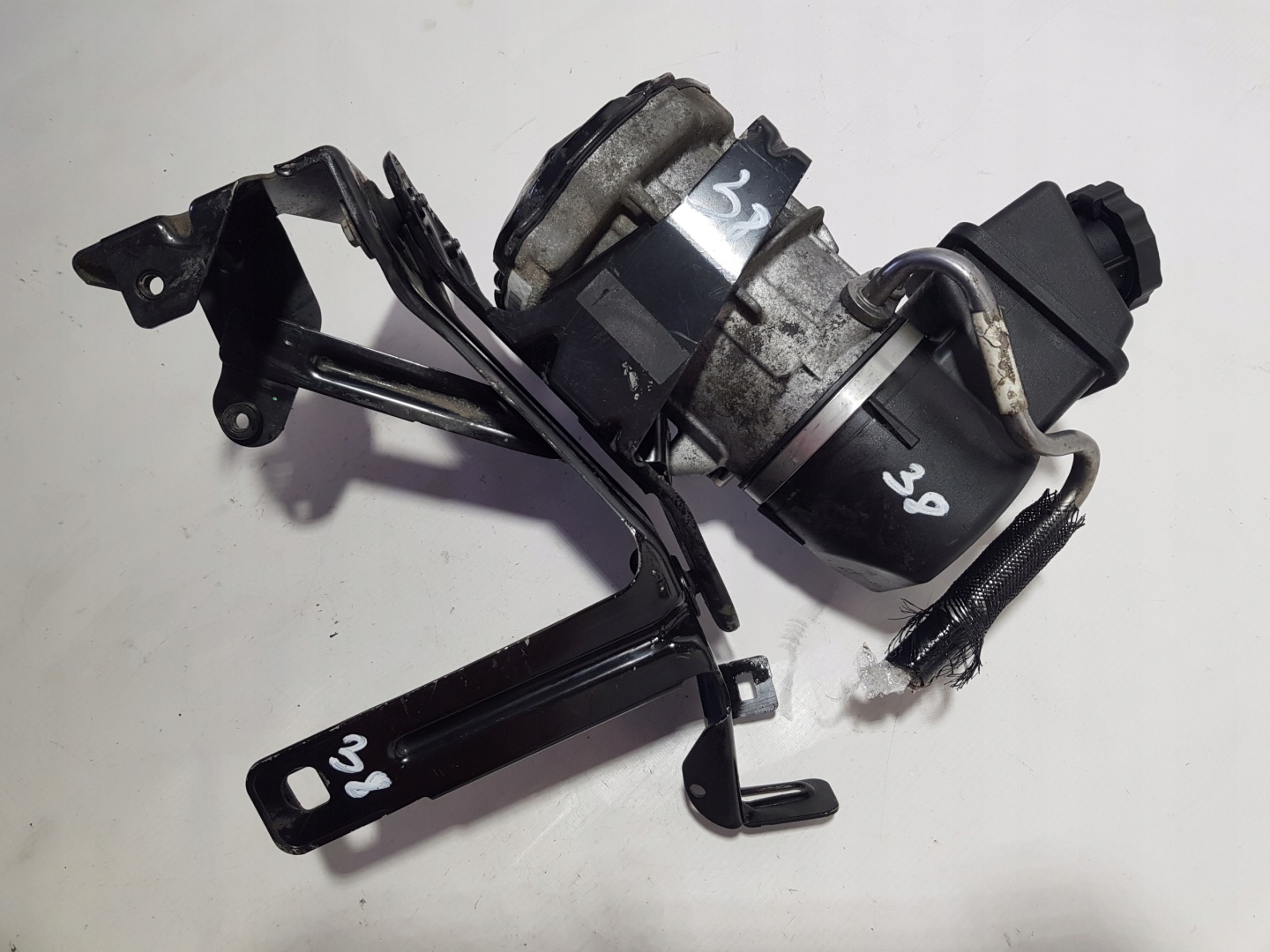 MERCEDES W164 LIFT servo pump electrical