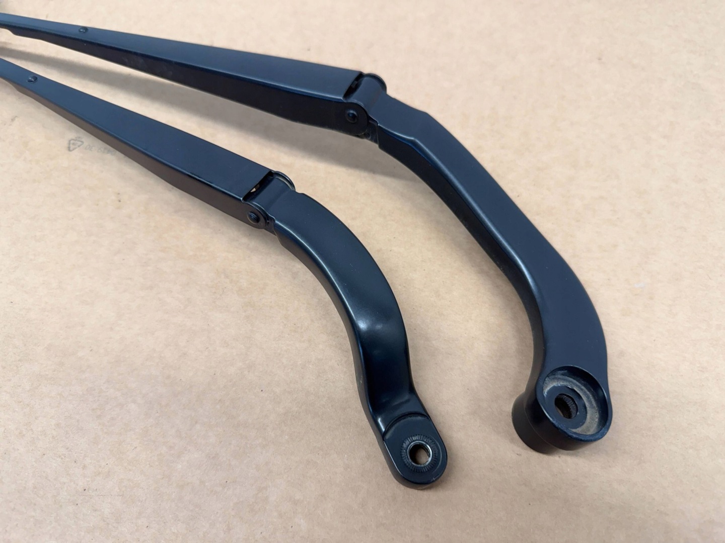 Dacia Spring wiper arm front 288817731R