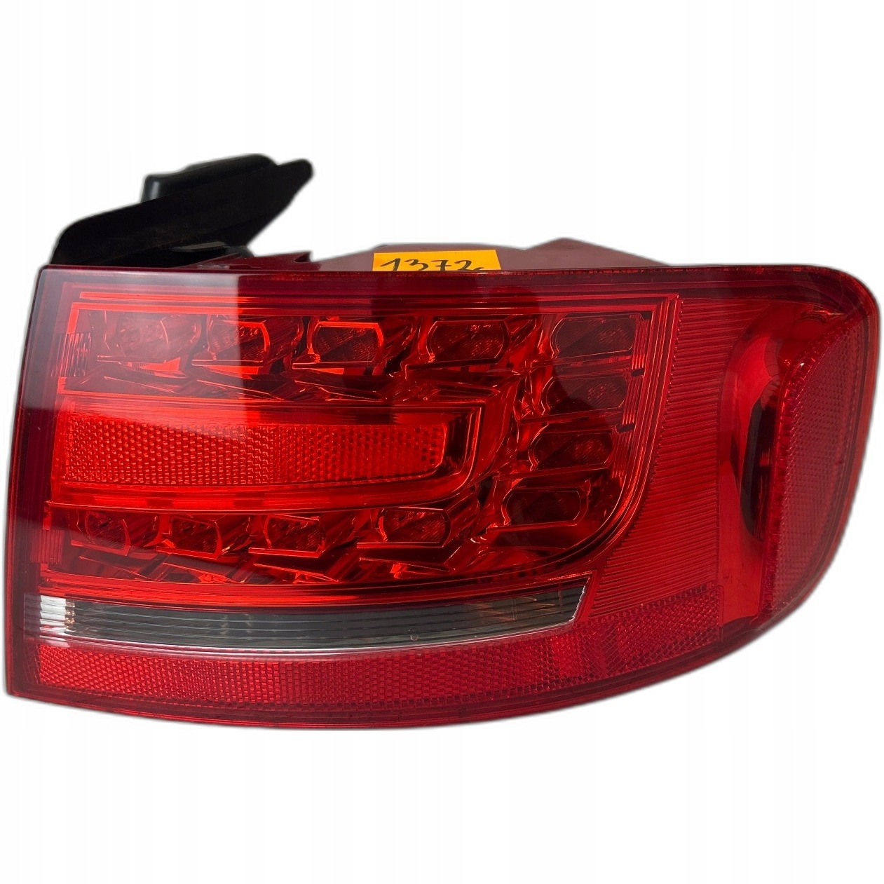 light rear part rear right w fender Audi A4 B8 Led sedan