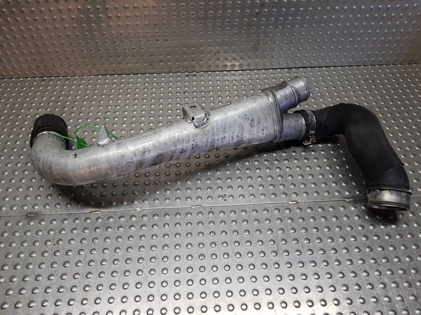 cső, csővezeték tömlö intercooler 3D0145840P VW PHAETON 3.0 TDI