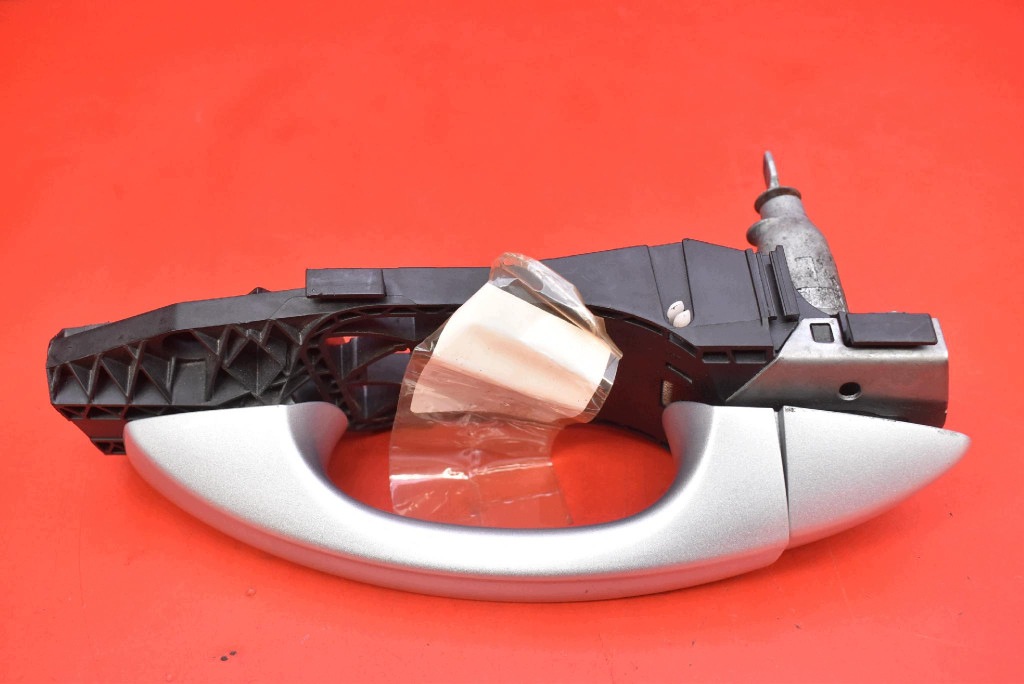 handle left front front LA7W 5L0837885B SKODA OCTAVIA 3 III 13-17