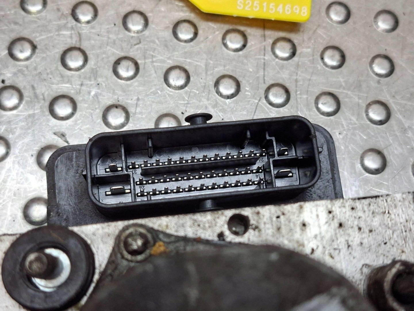 pump control unit ABS CHRYSLER LANCIA VOYAGER 11- P05154911AE