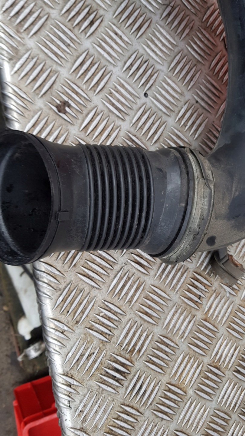 BMW E39 2.5D luftansaugkanal rohr DOLOTOWA 2247911