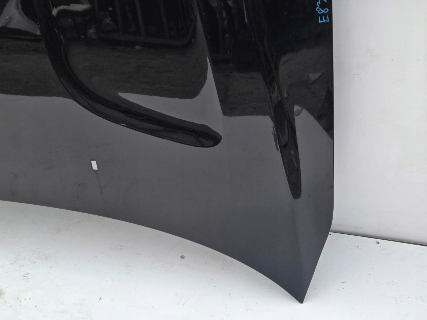 bonnet BMW X3 E83 SCHWARZ 2 668/9