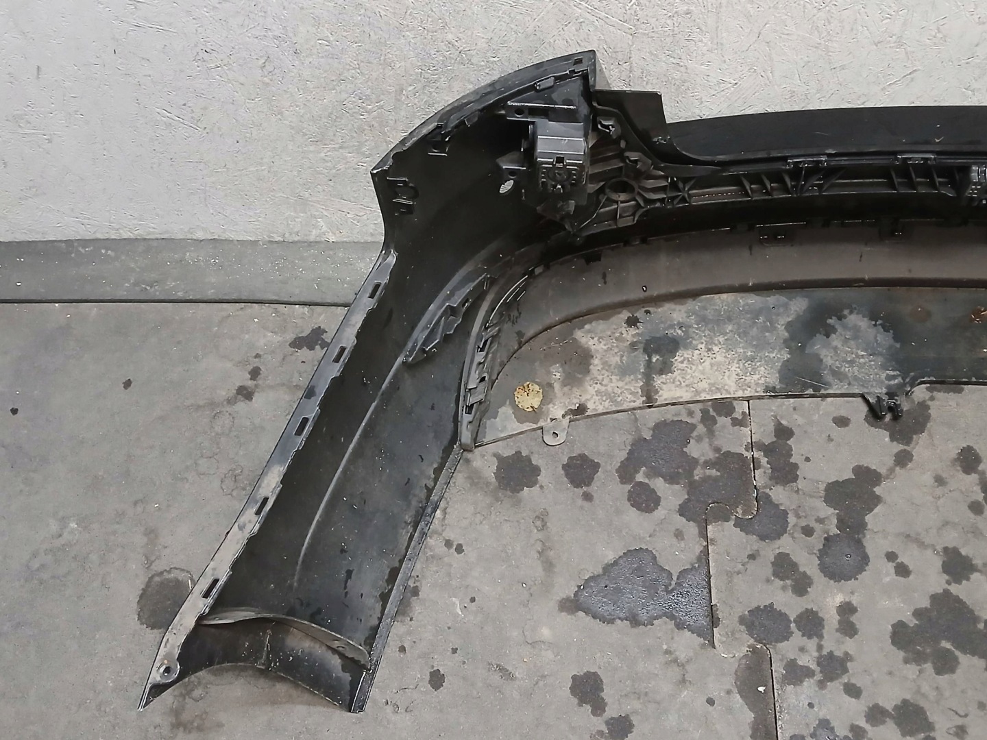 bumper rear part AUDI A4 B9 8W9 KOMBI