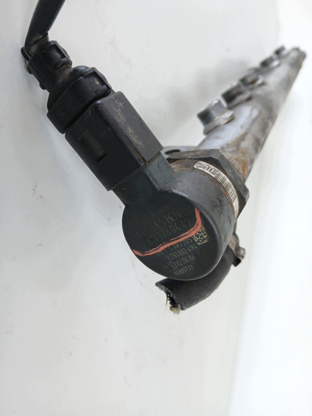 MERCEDES W169 W245 2.0 CDI injection ramp sensor A6110780449