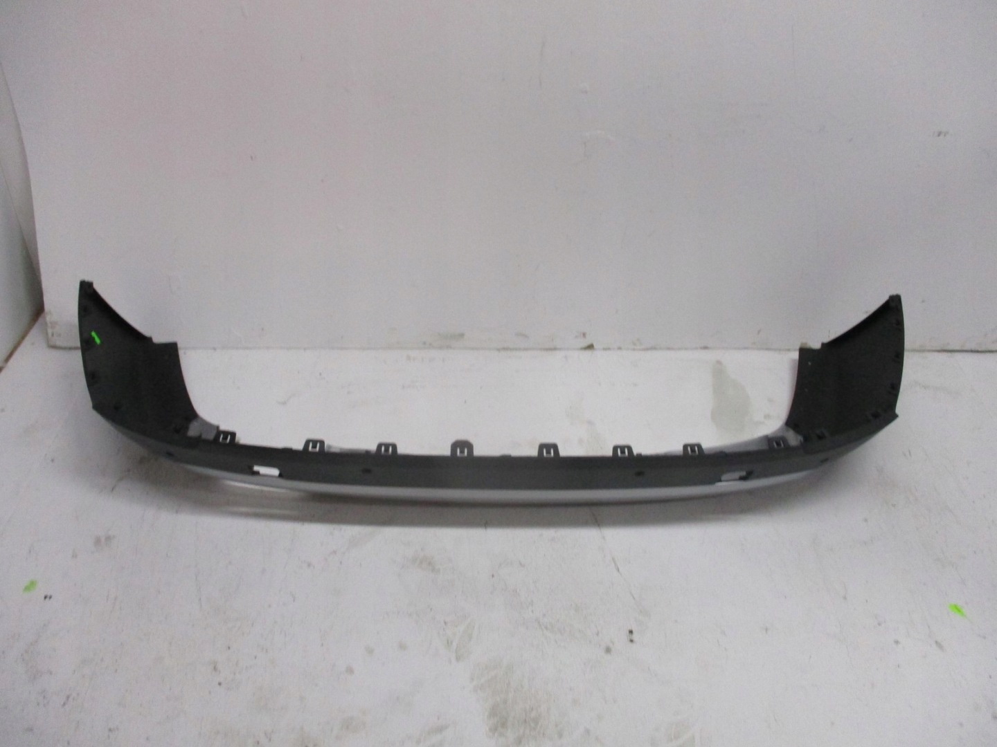 dopuna branika BMW X1 E84 ispod PDC X-LINE 51122993570