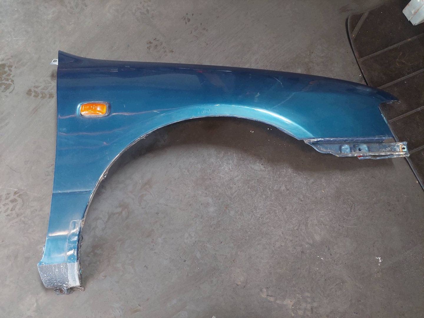 complete front bonnet bumper light NISSAN PRIMERA P11 BT3