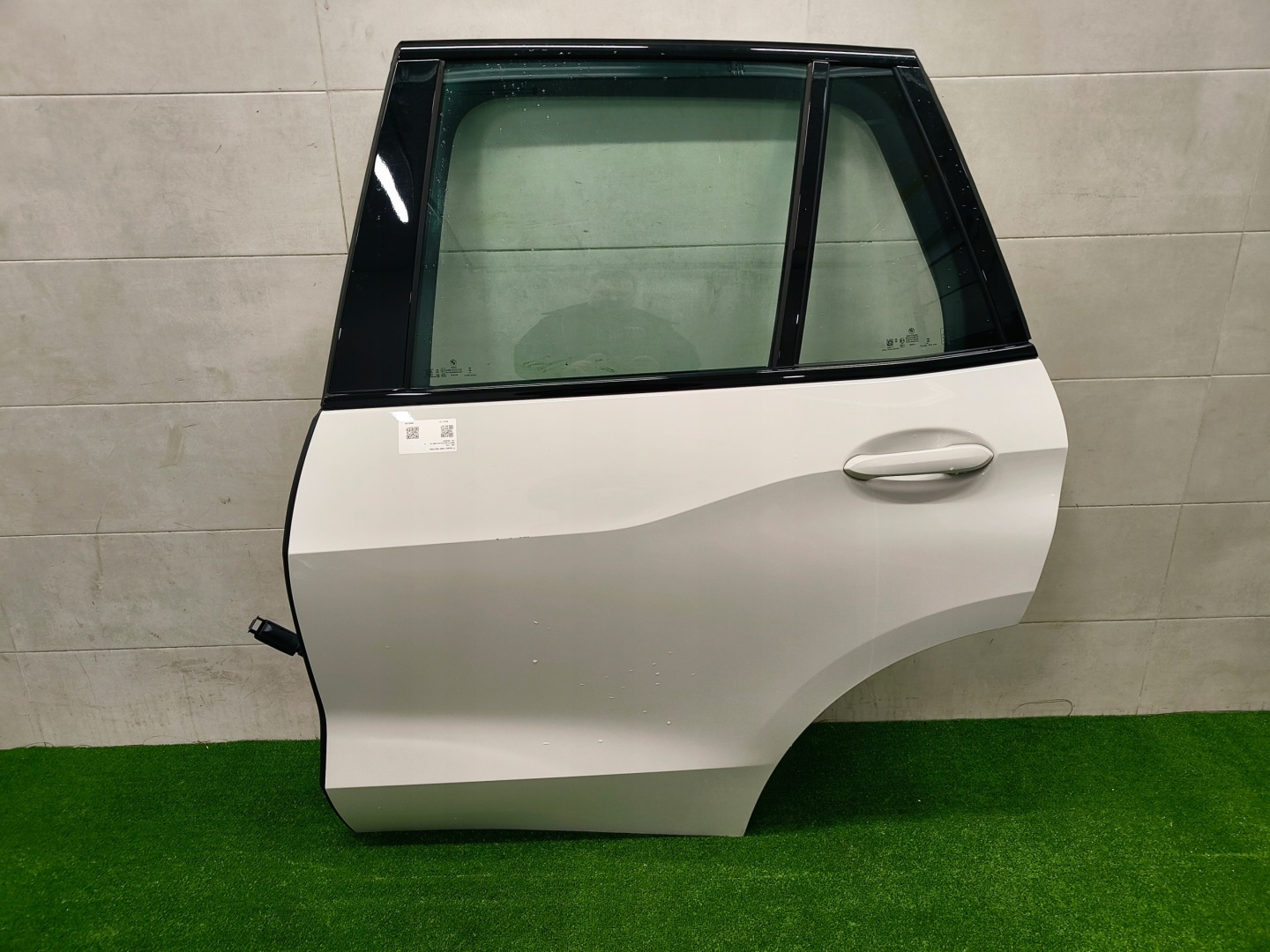BMW X5 G05 door left rear part rear. A300 SHADOWLINE