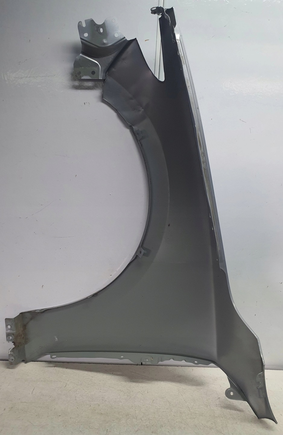 parafango Destra Anteriore MAZDA 3 BP 19