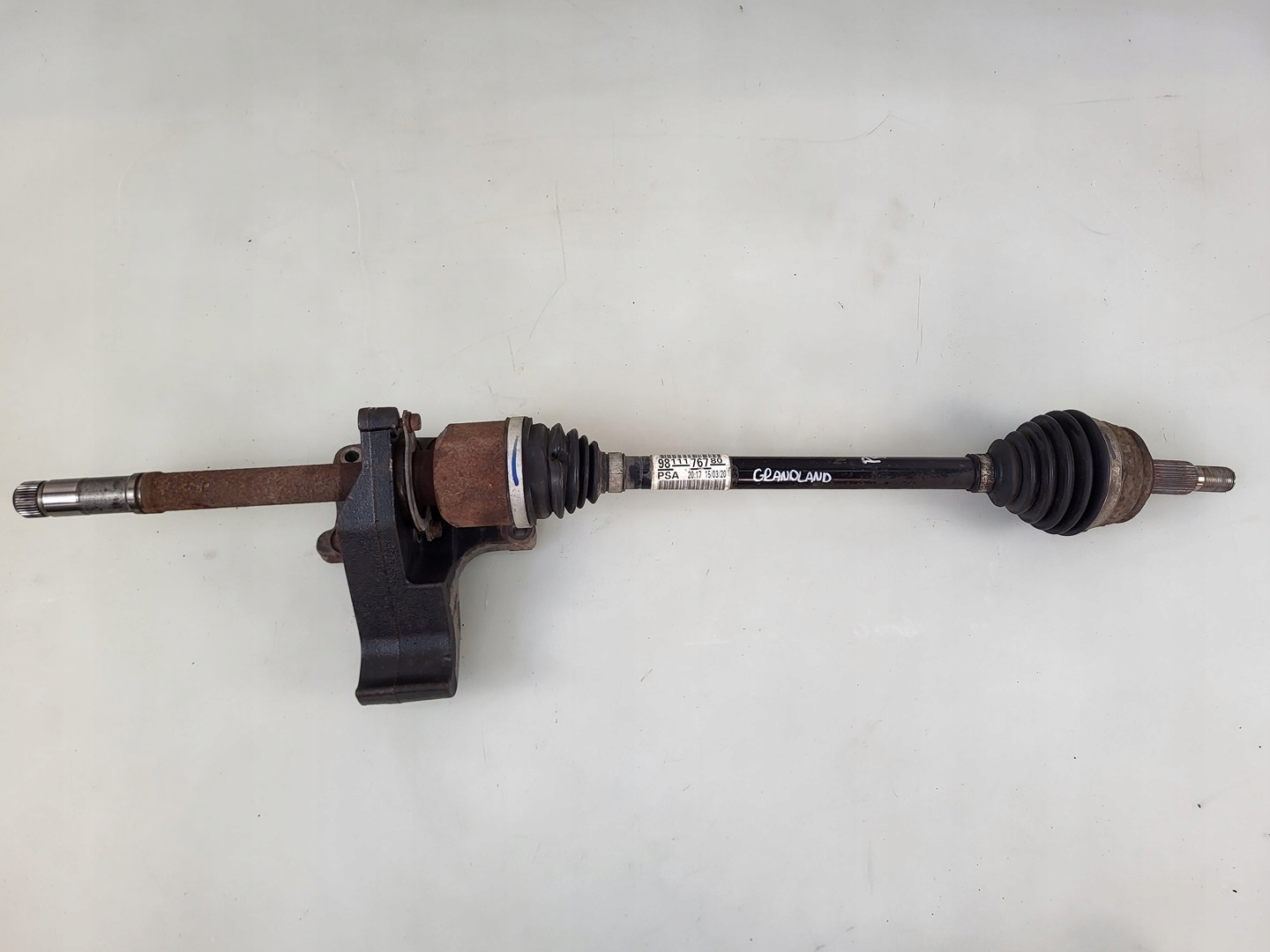 semi-axis right front right front 1.5 d manual OPEL GRANDLAND 9811176780