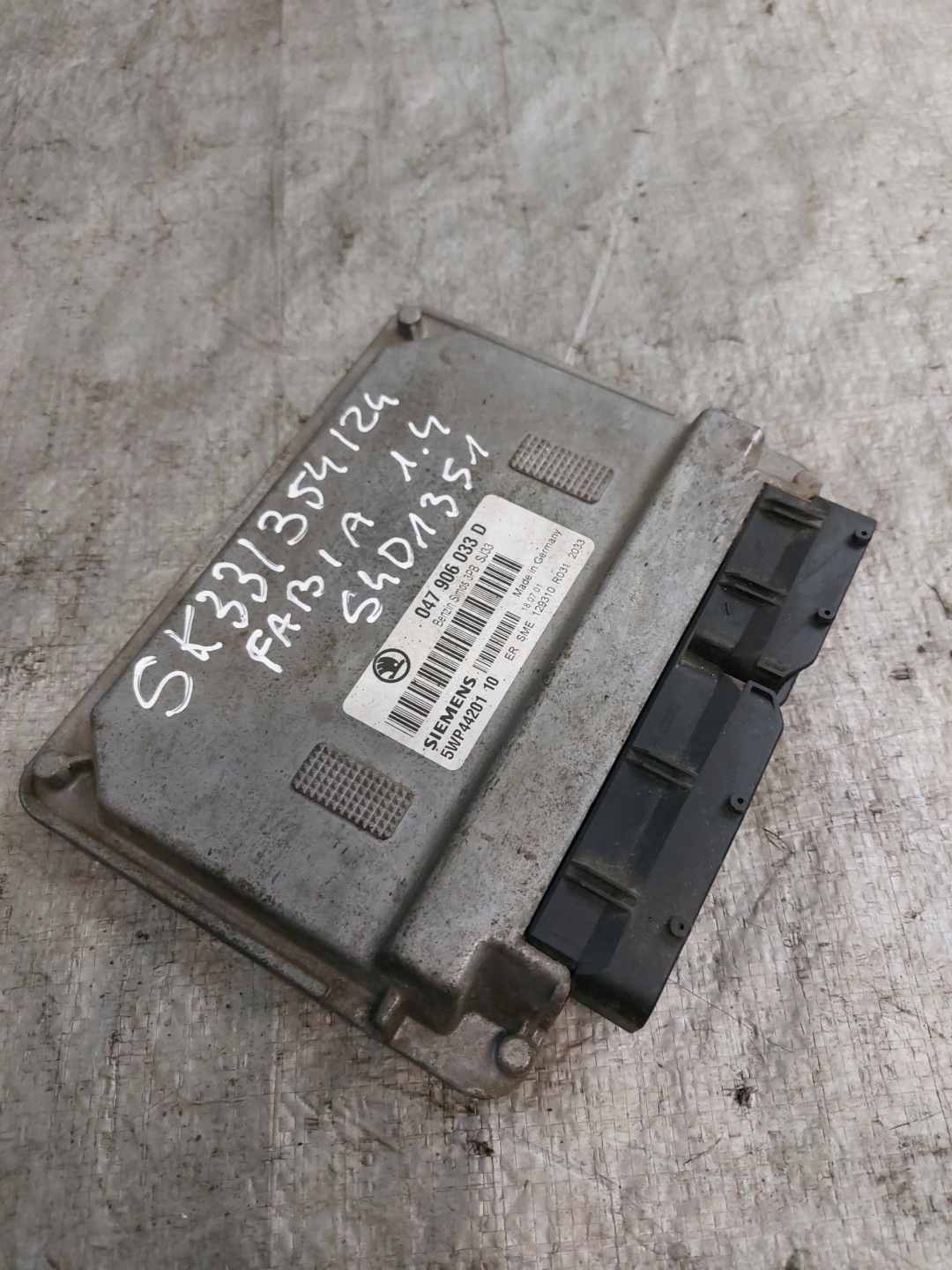 control unit of the engine SKODA FABIA 1.4