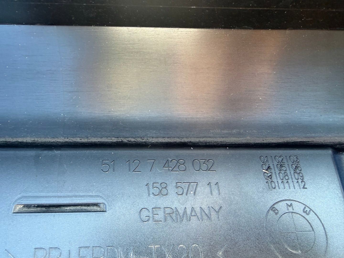 moulding threshold right BMW G20 G21 7428032