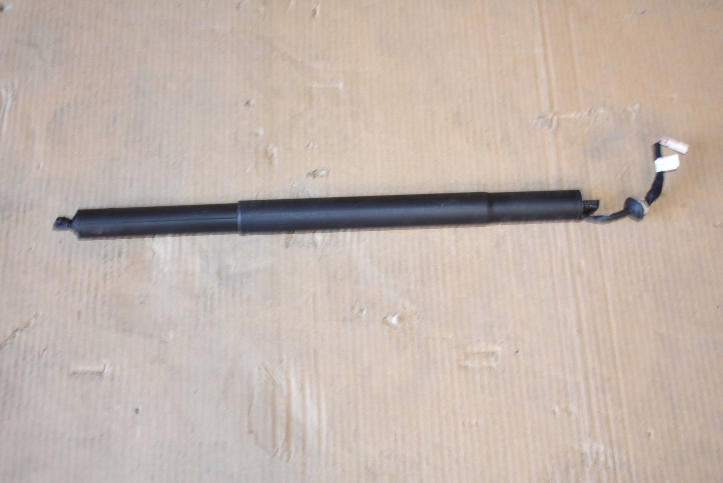 IDEALNY damper bonnet BMW G05 F95 1