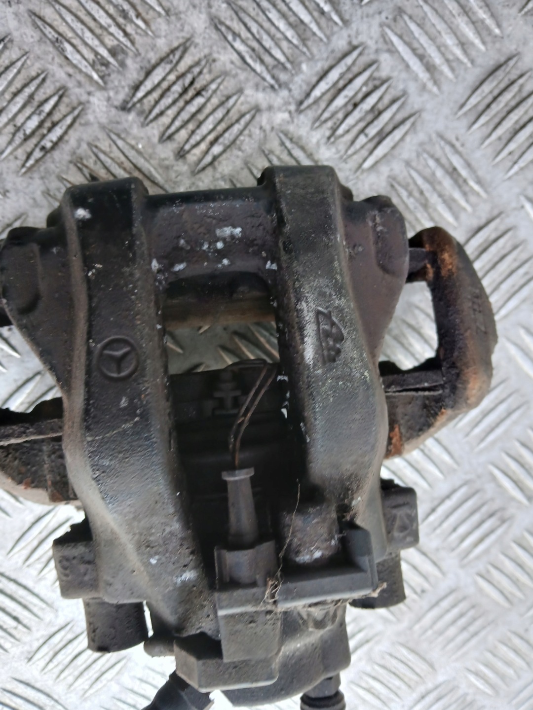 MERCEDES W211 Bremssattel Bremse Sattel Brems- heck links oder rechts