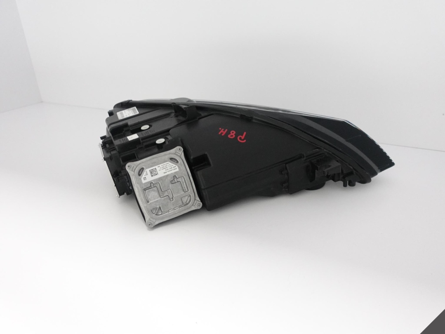 AUDI R8 420 LIFT 12-15 light FULL LED left USA